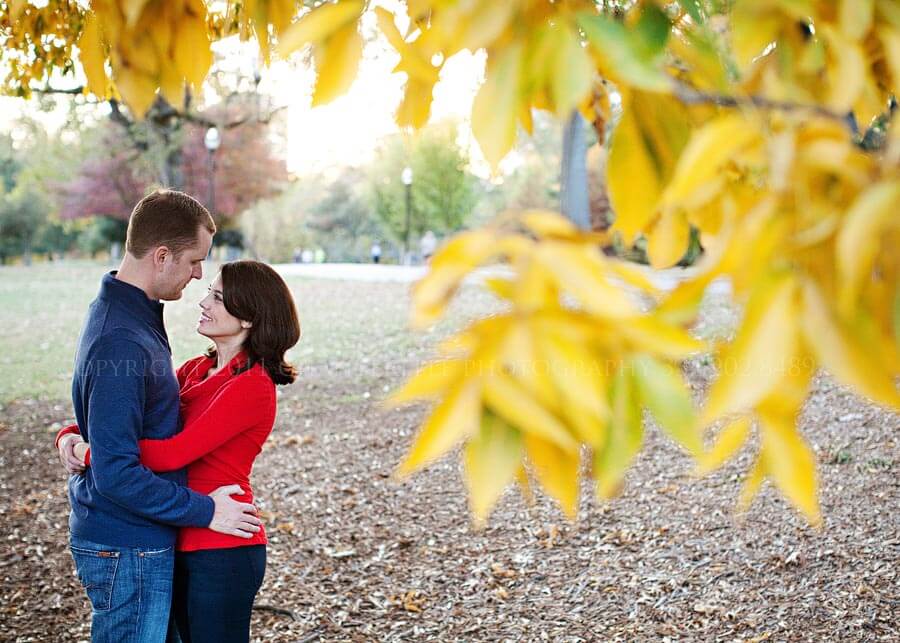 atlanta-wedding-photographers-05 an engagement session in piedmont park in atlanta georgia
